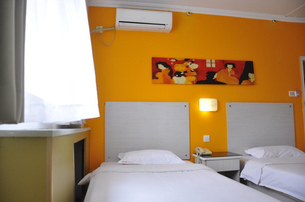 Super 8 Hotel Beijing Shijingshan Jiujiuyuan 객실 사진