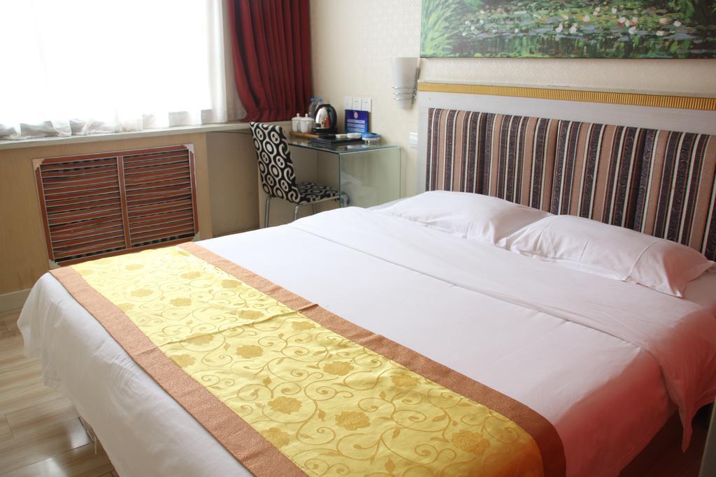 Super 8 Hotel Beijing Shijingshan Jiujiuyuan 객실 사진